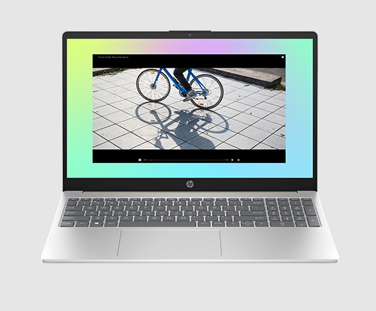 Imagen de una Portátil HP 15-fd0153la con aplicación en pant...